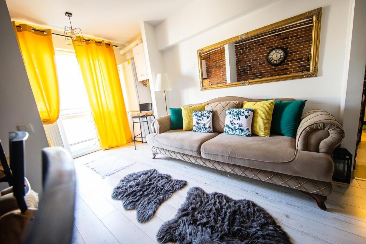 Smart Palas Apartament Яш Екстериор снимка