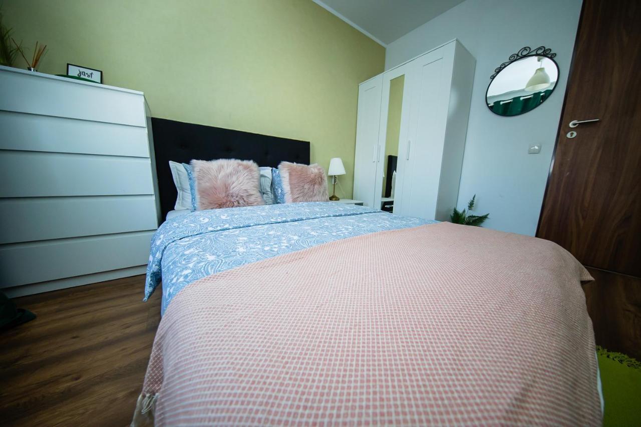 Smart Palas Apartament Яш Екстериор снимка